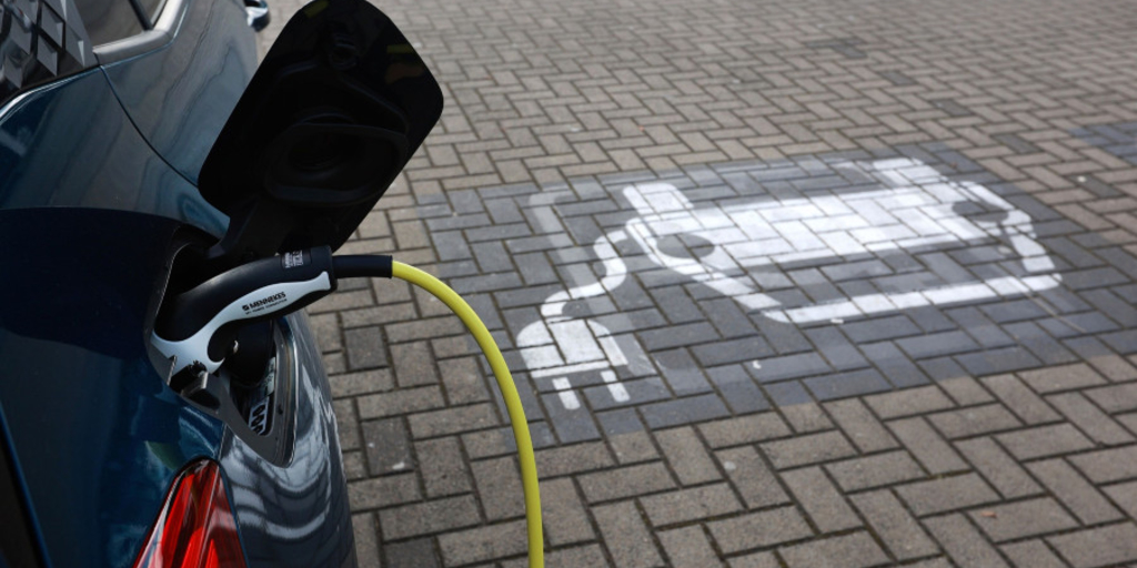Cheaper batteries may lead to global EV share of over 62% by 2030 - Vimarsana News