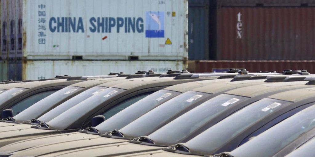 EU trade boss on mission to defuse fallout with China | Automotive News Europe - Vimarsana News