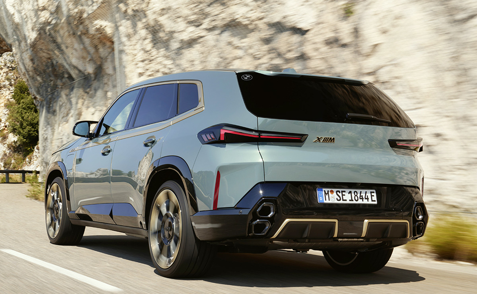 BMW XM production 4.jpg