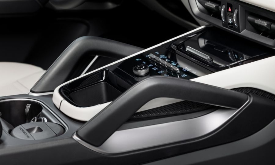 Cayenne int 23 16.jpg (900×540)