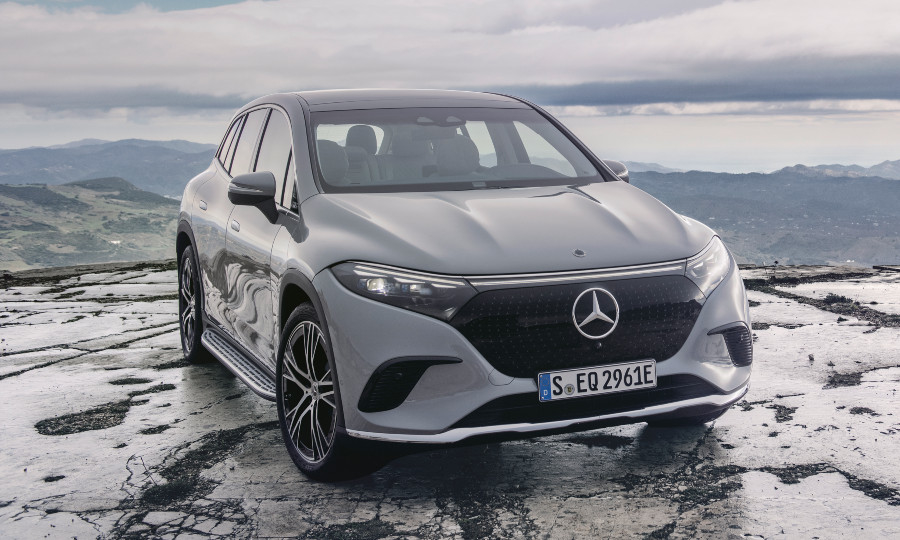 MB EQE 13.jpg (900×540)