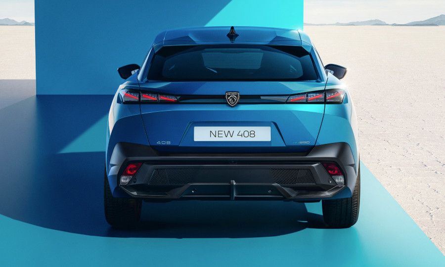 Peugeot 408 22 rear_0.jpg (900×540)