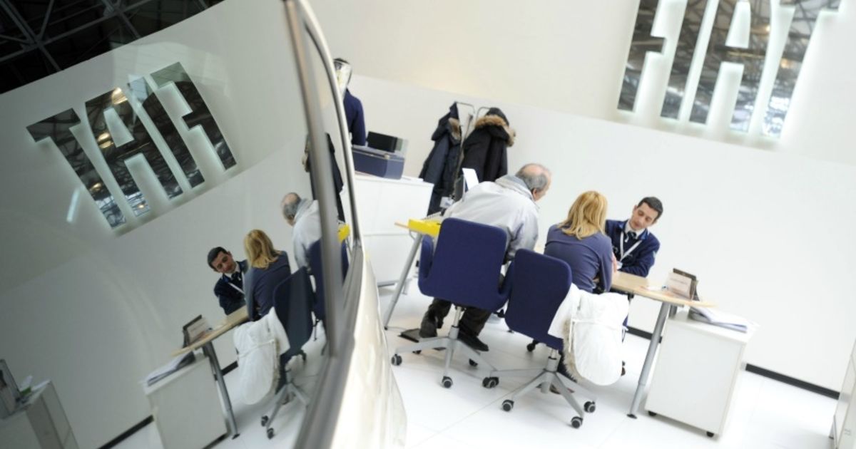 Italy's car dealerships decrease 31 in 5 years Automotive News Europe
