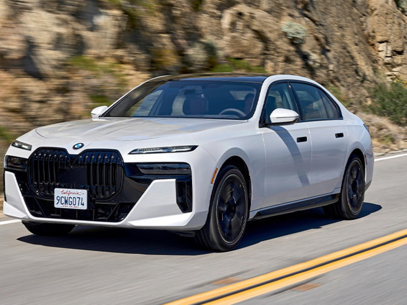 BMW adds EV to 7 Series flagship range, keeps diesel | Automotive News  Europe